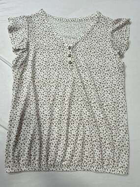 B662 Lascana Women's V-Neck Ruffle Sleeve Top with Animal Print